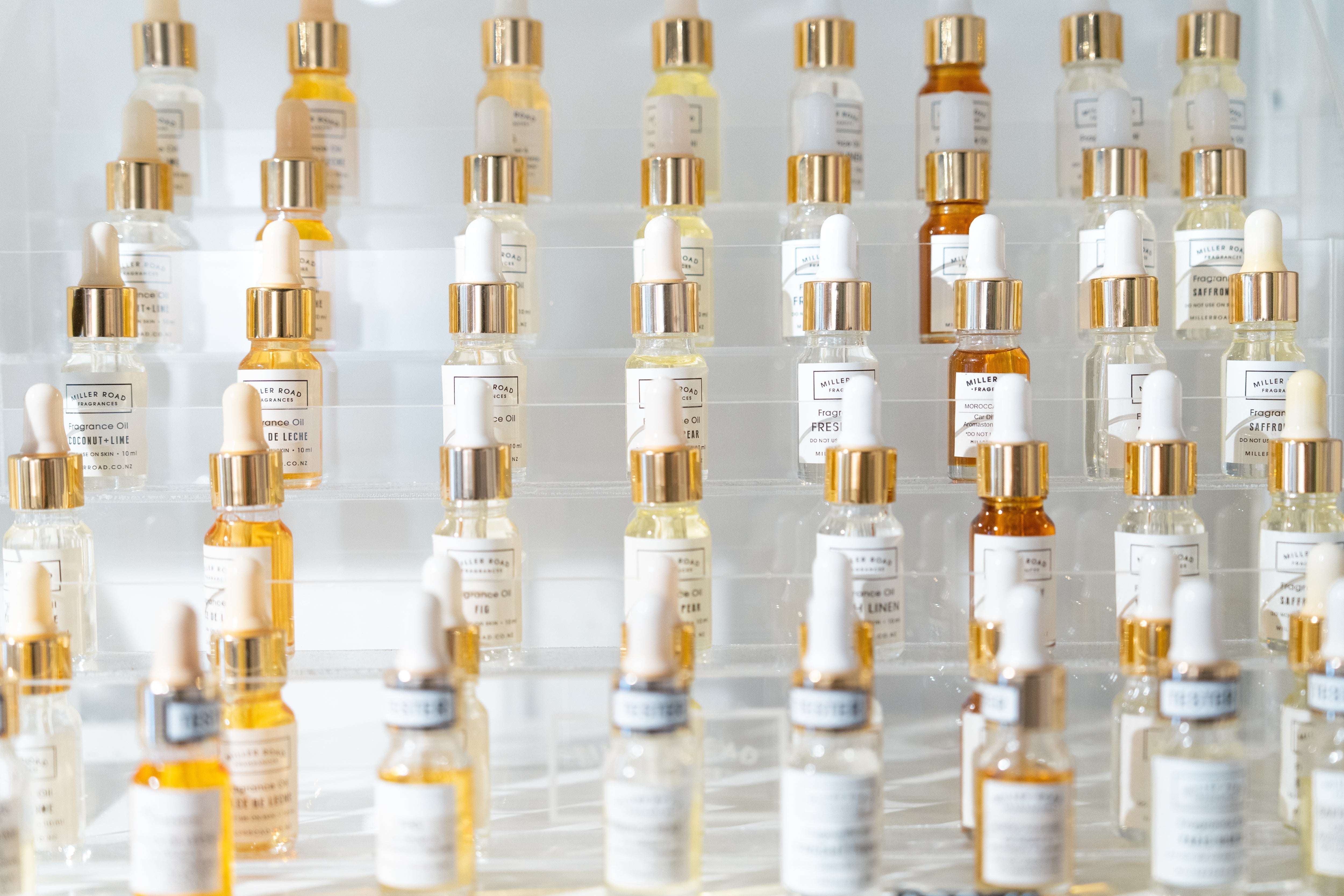 4 Easy Ways to Enjoy Your Fragrance Oils & Essential Oils Every Day