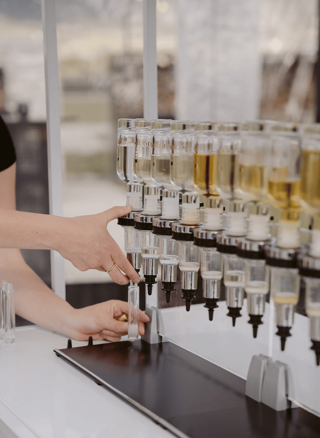 How to Create Your Own Perfume Online: Blends You Can’t Go Wrong With